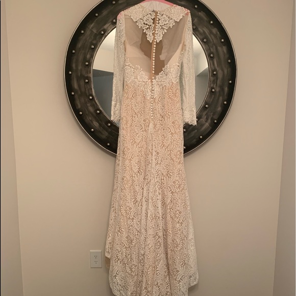 Ida Torez Wedding Dress - Picture 4 of 7